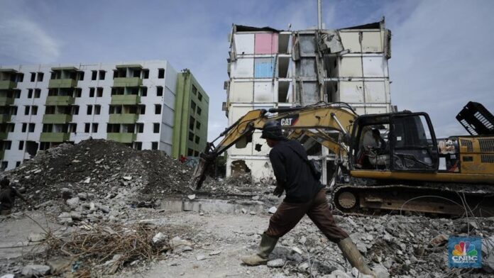 Detik-Detik Rusunawa Marunda Dirobohkan, Bakal Langsung Dibangun Ulang 
