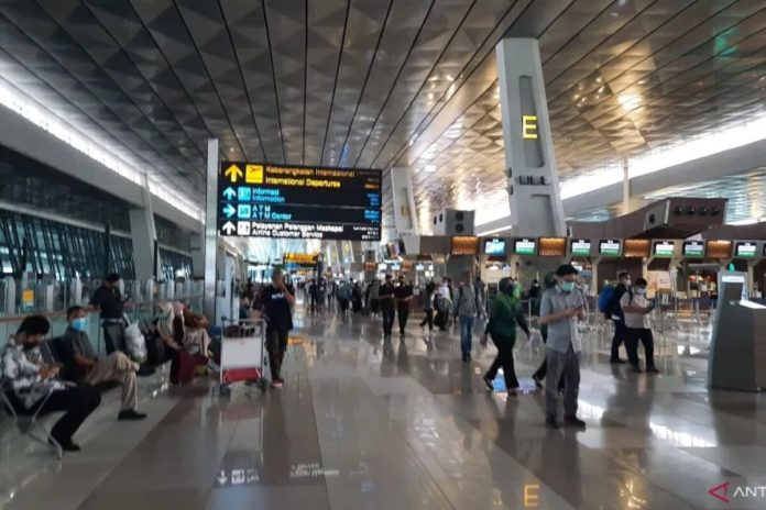 promo-tiket-travel-dari-bandung-ke-terminal-1-bandara-soekar-mpvl